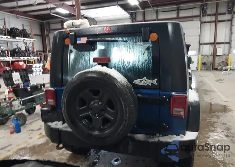 2010 Jeep Wrangler Unlimited Sport Rhd z USA, uszkodzony, nr VIN 1J4BZ3H14AL153083